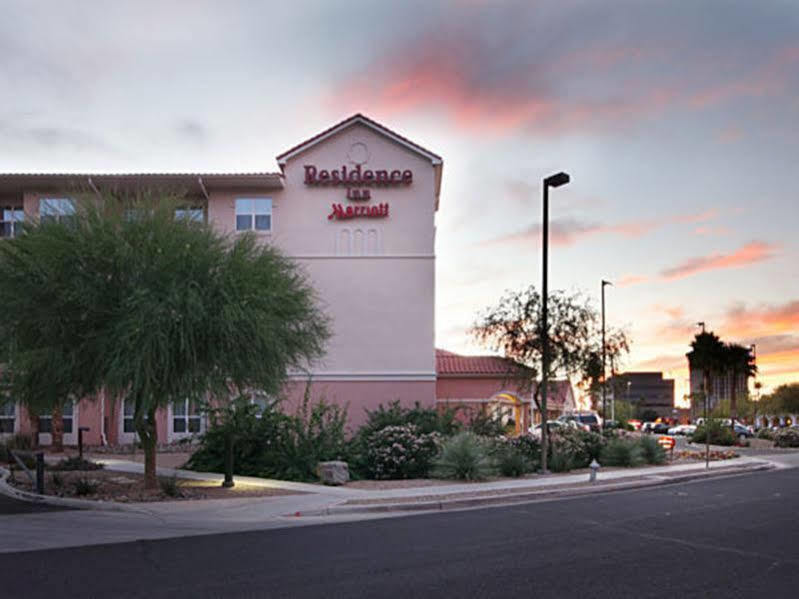 Hotel By Marriott Williams Centre 3*